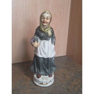 ​Vintage HOMCO Figurine Grandma Farmer Woman with Basket Bread